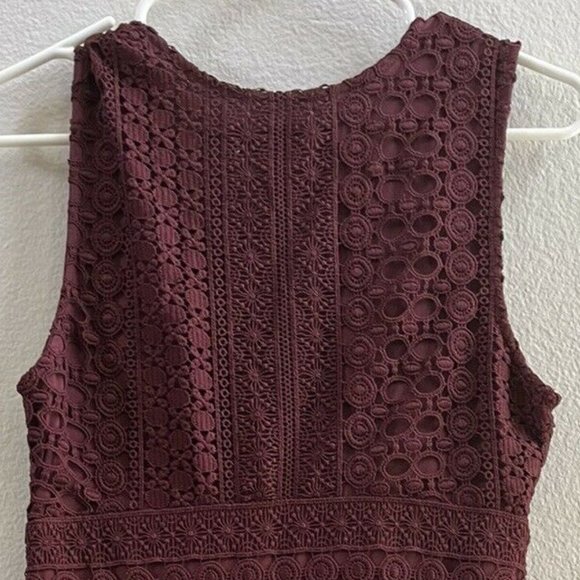 ABERCROMBIE & FITCH WINE BURGUNDY LACE CROCHET V-NECK SKATER DRESS SIZE 6 - NWT - Picture 6 of 9